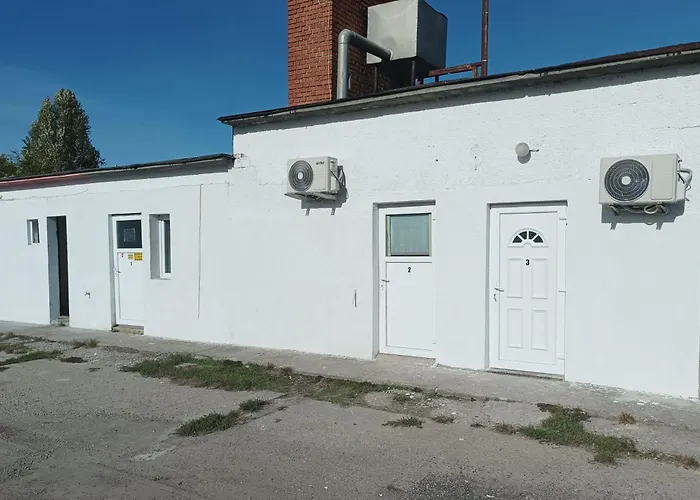 Frank's Truck Parking & Diner 3* Дьёр